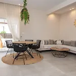 Christina Boutique Apartament