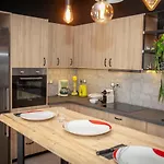 Apartment Christina Boutique
