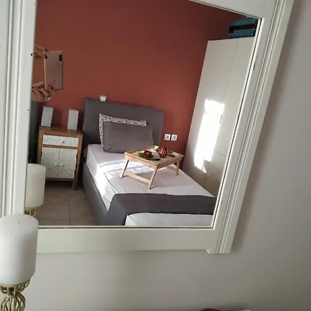 Christina Boutique 코스 타운