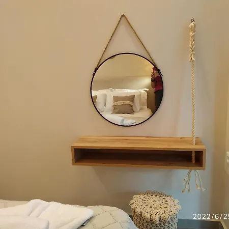 Christina Boutique 코스 타운