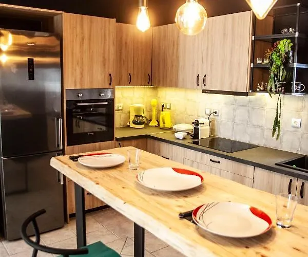 Christina Boutique * بلدة كوس