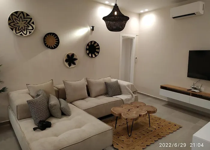 Christina Boutique شقة